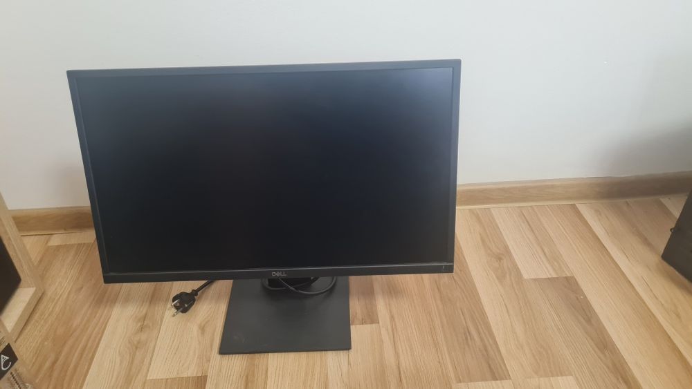 Monitor DELL  24 inch