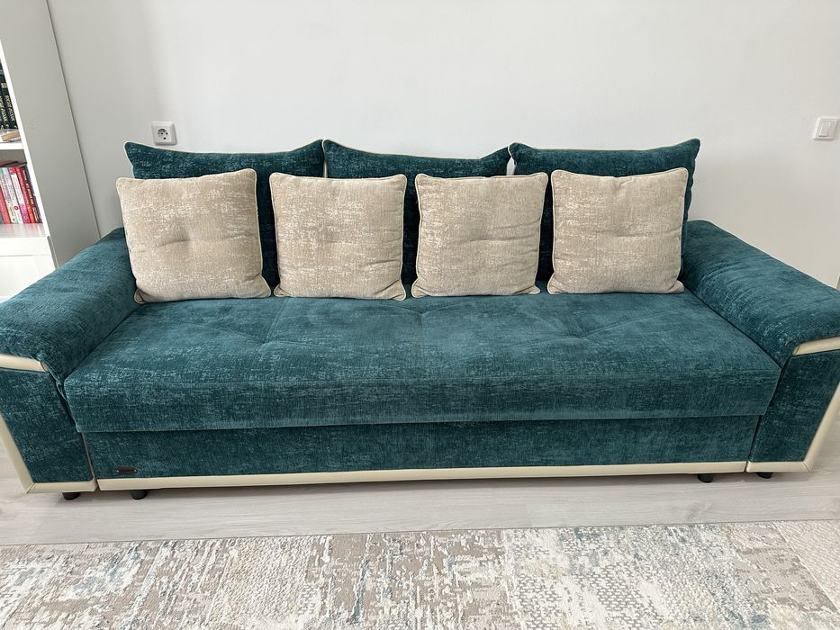 продается диван в хорошем состояние