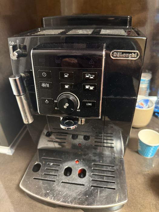 Кафемашина Delonghi