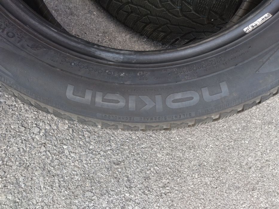 Зимни гуми Nokian 215/55/R17