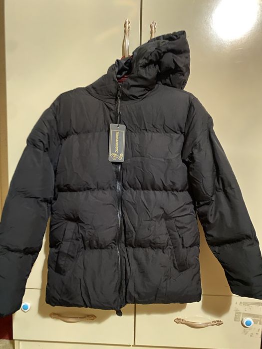 Куртка чёрная новая