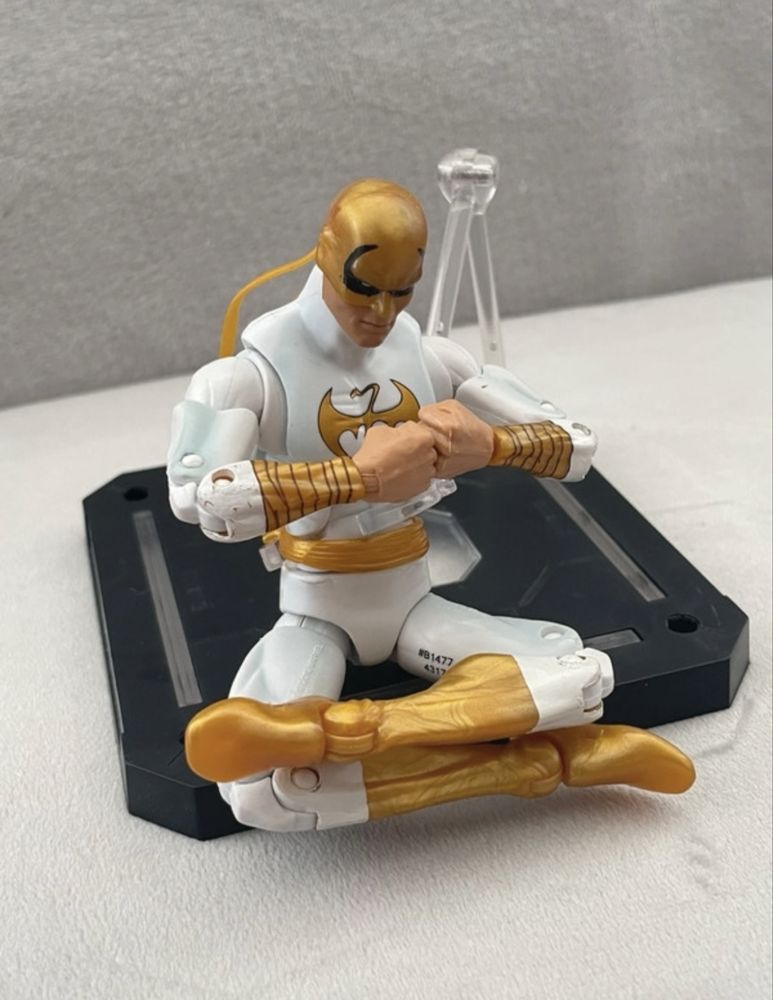 Figurina Marvel Legends IronFist