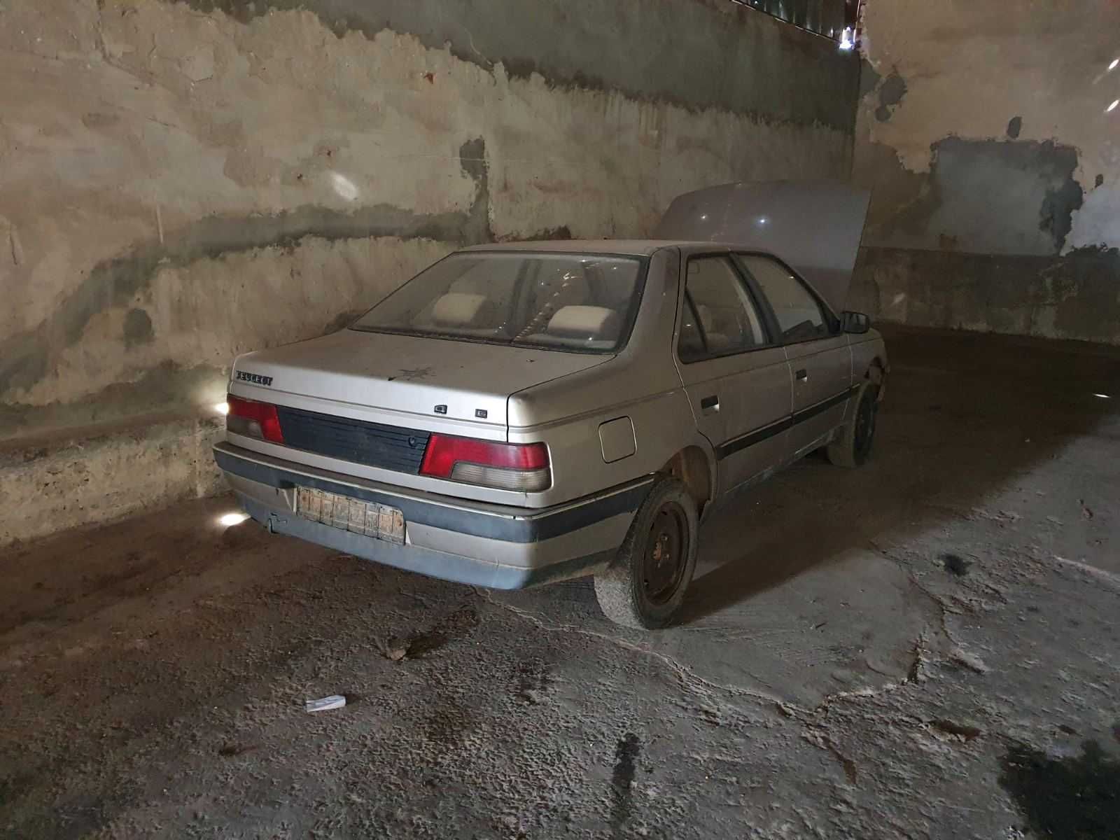 Продавам Peugeot 405 на части