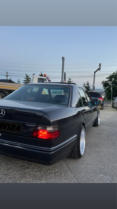 Mercedes Benz  w124
