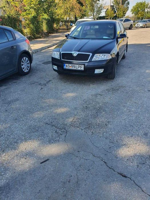 Vand skoda ocatavia 2 pentru dezmembrari/reparat