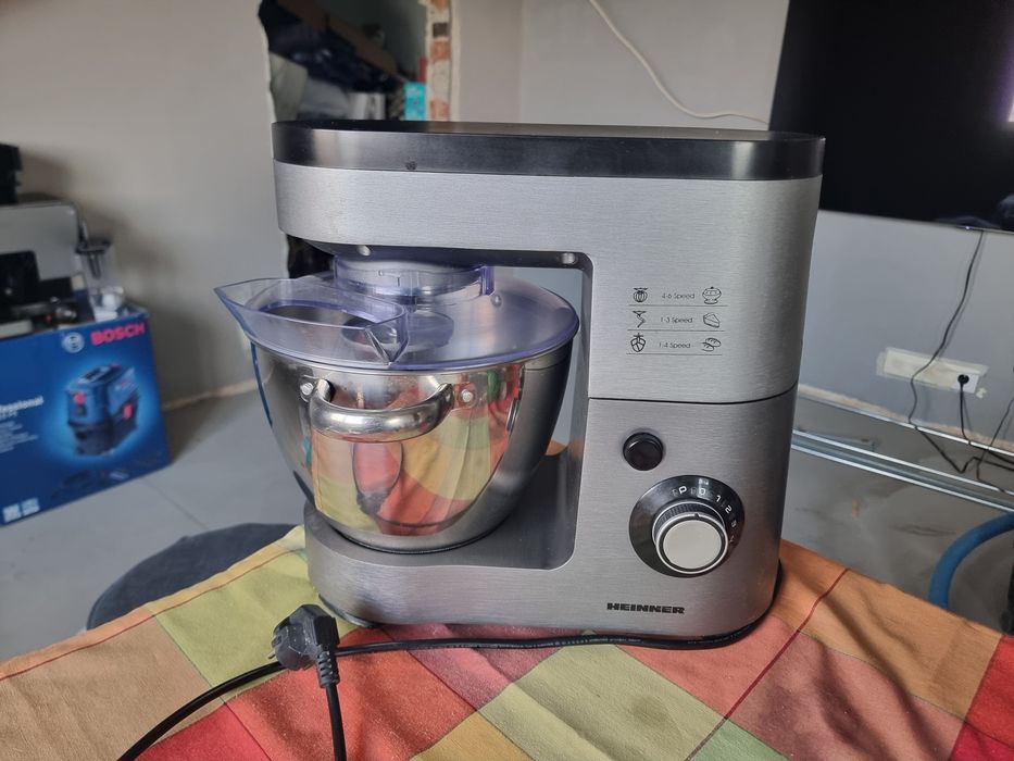 Robot bucatarie Heinner, espressor cafea Tchibo