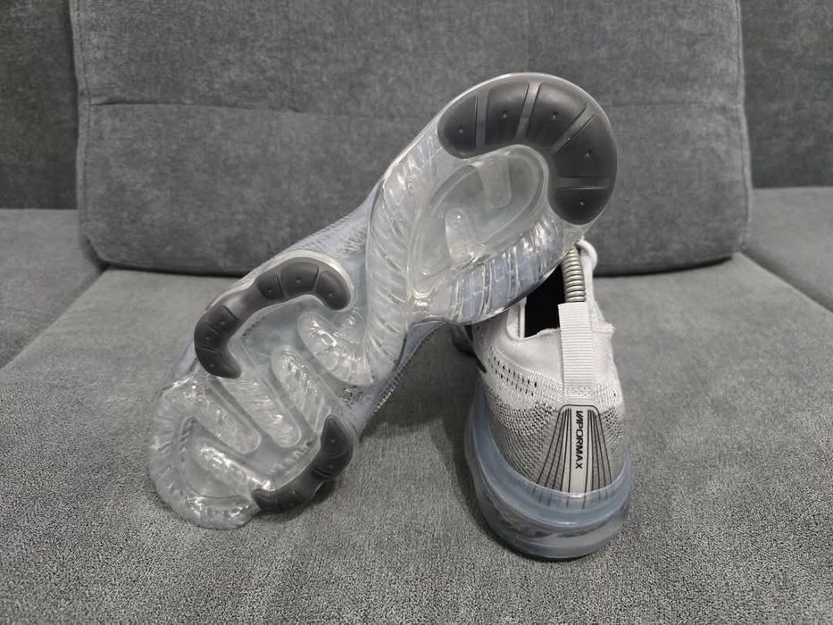 Nike vapormax nr 43 44 preț 350 lei