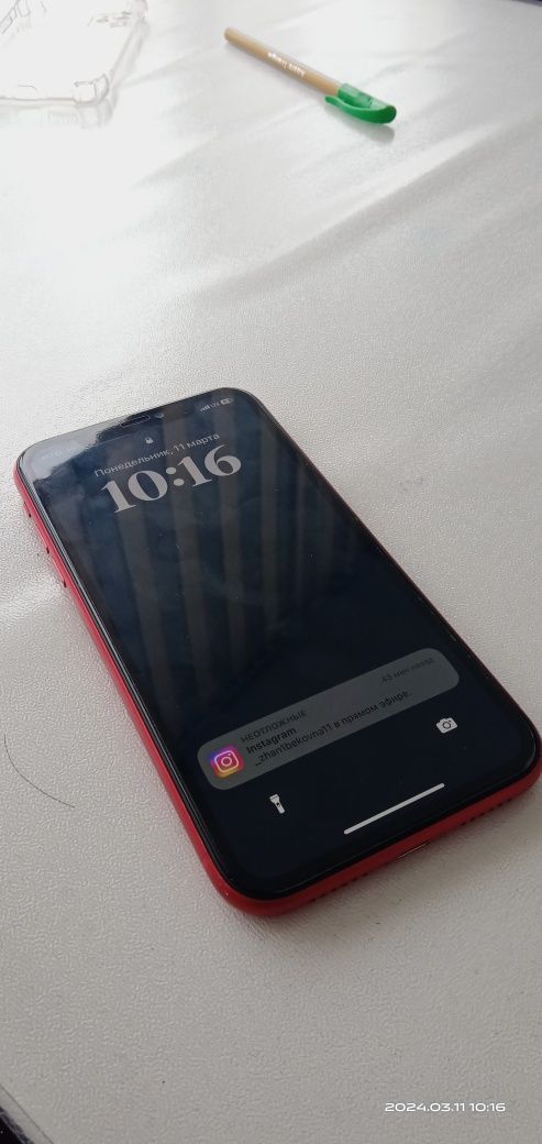 Iphone 11 64gb в хорошем состояний айфон