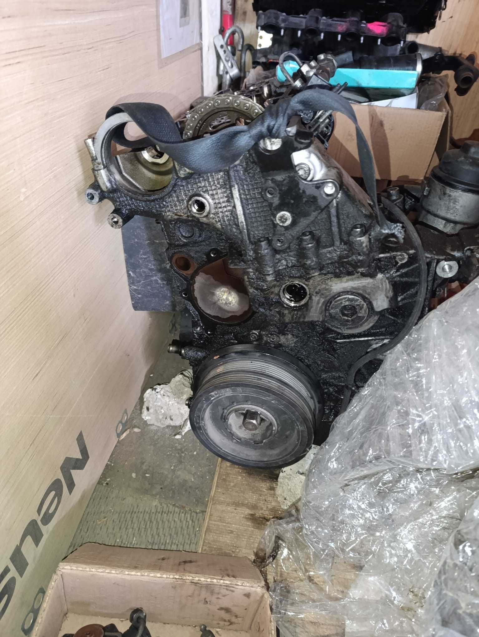 Motor  bmw e90 m47 163cp piese/defect