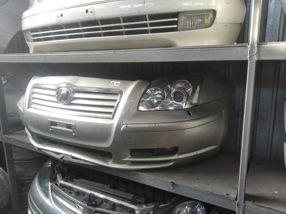 Ноускат морда носик б/у Toyota Avensis-05