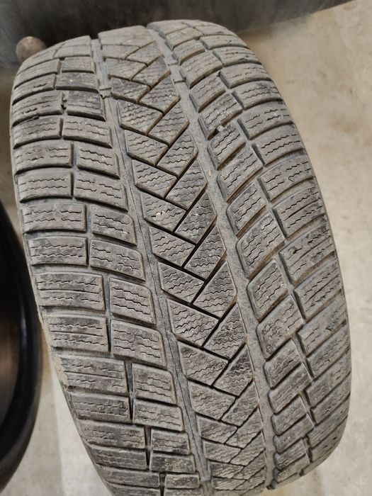 245 35 20 зимни гуми
