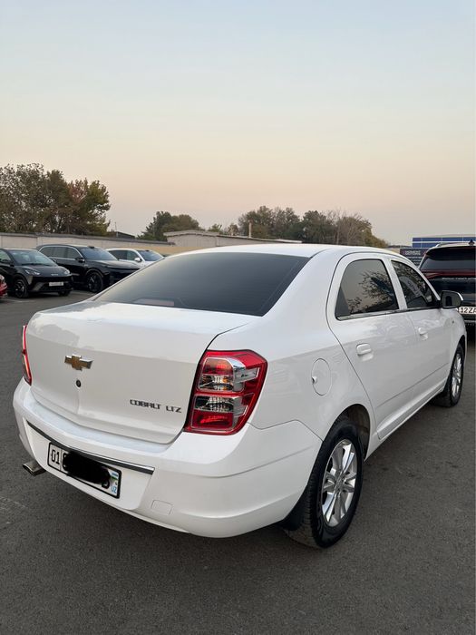 Cobalt 4paz A/T 2022