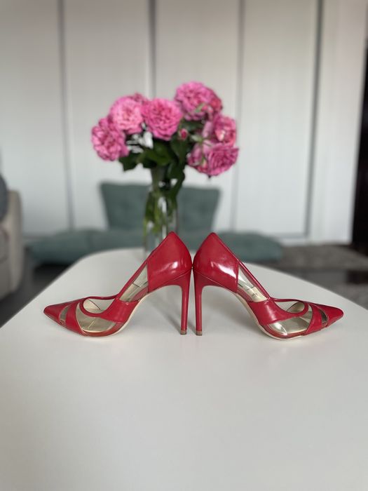 Pantofi ZARA marimea 37 si 36 - inaltime toc 10 cm - interior 26 cm /