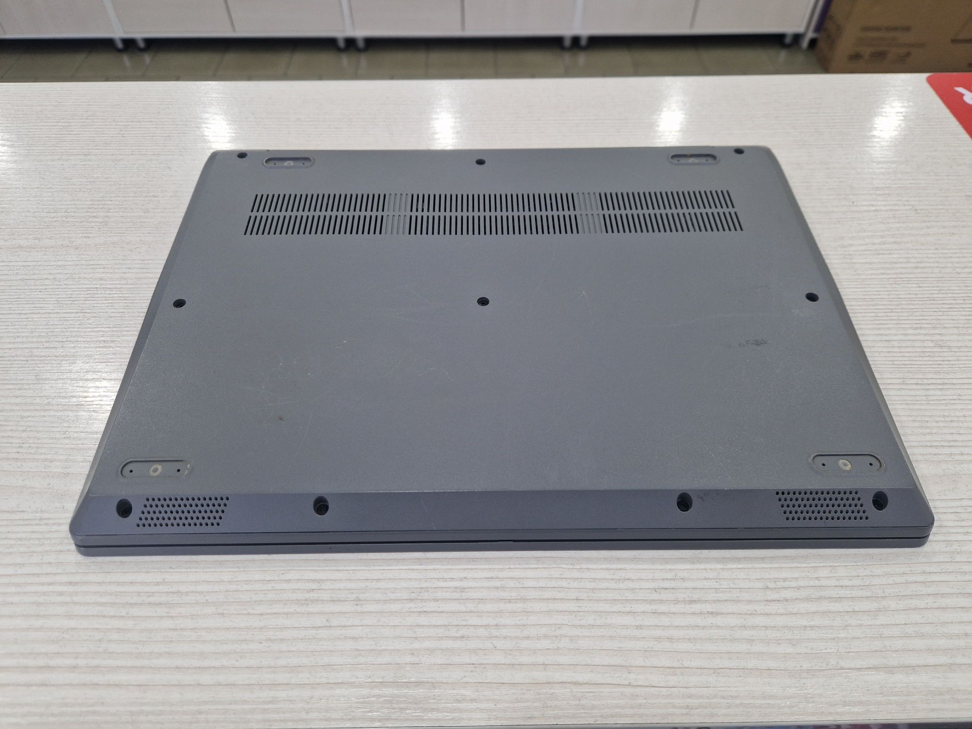 Ультра Lenovo (Core i5-10 Gen, 8 Gb DDR4, 512 Gb SSD)