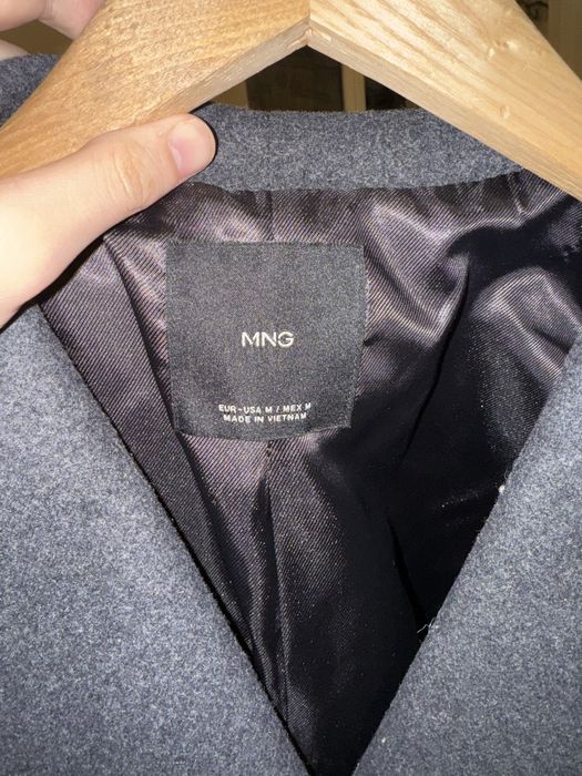 Palton din lana, firma Mango