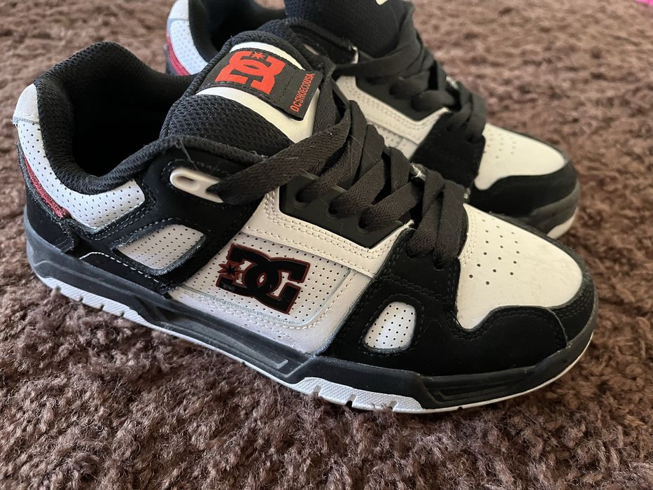 DCshoecousa скейтерские кроссовки дутые