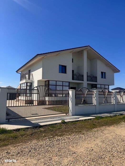Casa tip duplex | zona Odoreului | 140 mp utili | 500 mp teren |