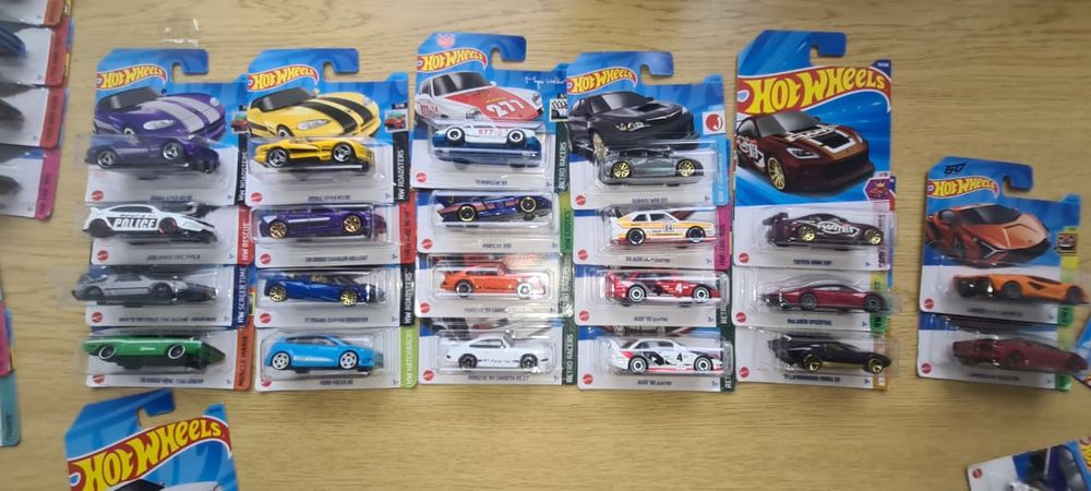 Хотвилс Hotwheels