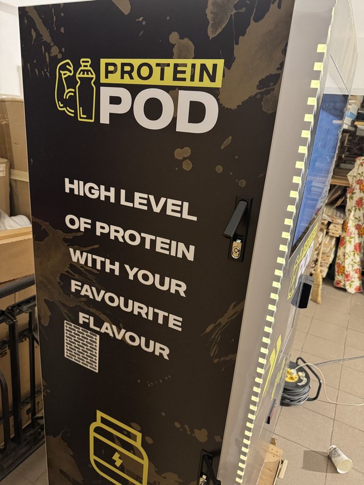 Vendomat cafea/shake-uri proteice