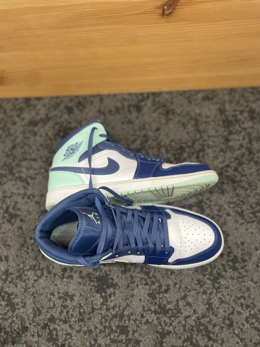Air Jordan 1 Mid Navy Mint 46