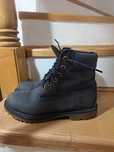 Vând bocanci timberland 37