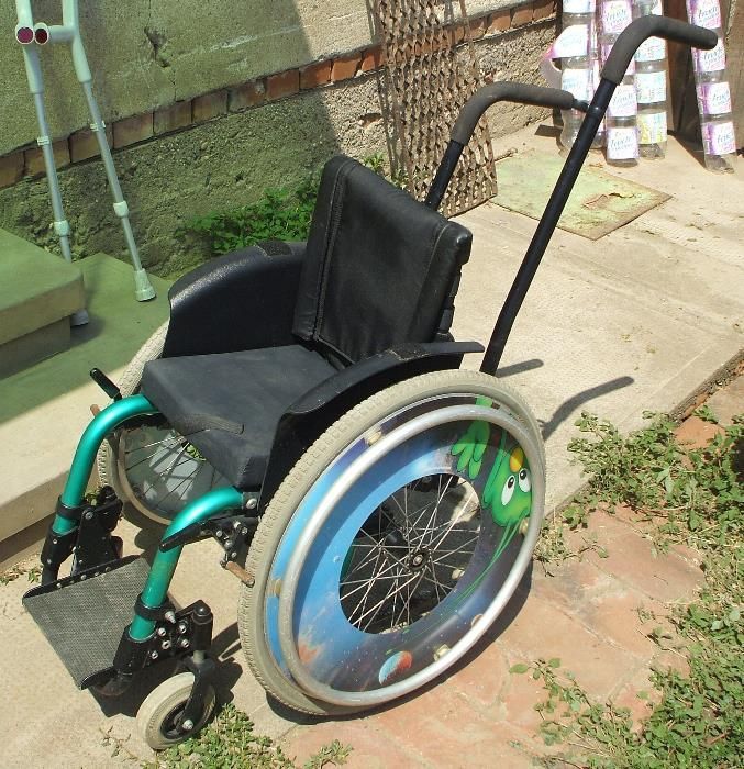 Scaun cu rotile carucior copii - si pentru sport din Elvetia