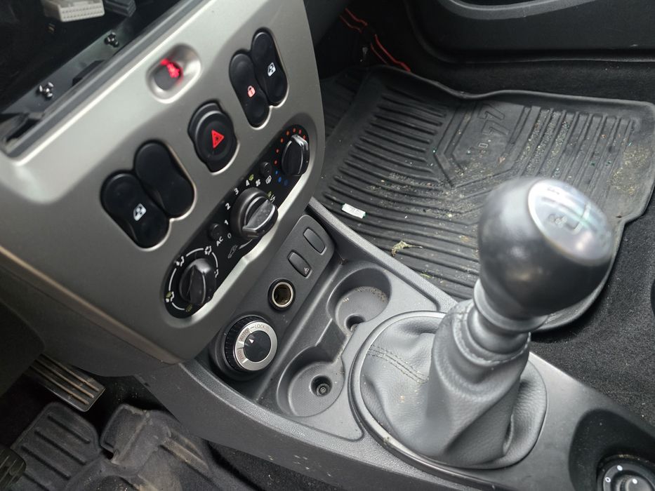 Dacia Duster 2013 1.5 dci 4x4 full inmatriculat Ro  la cheie Avariat