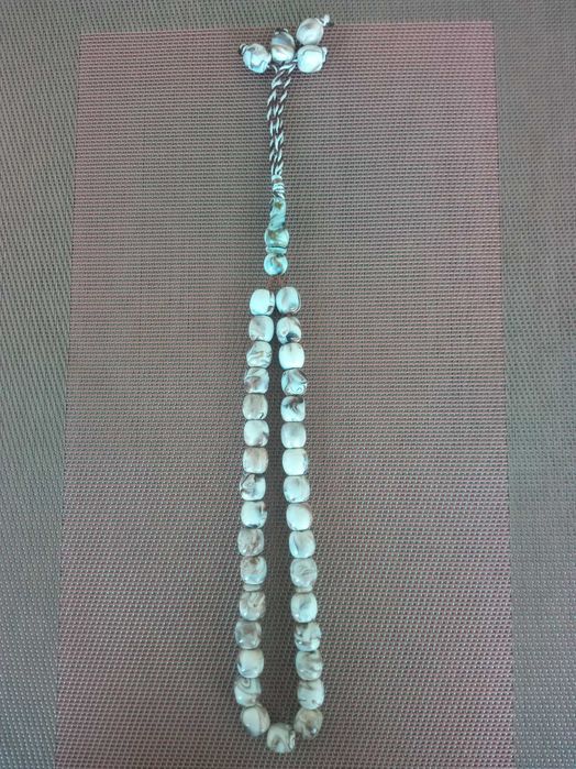 Стилно произведение-Броеница,