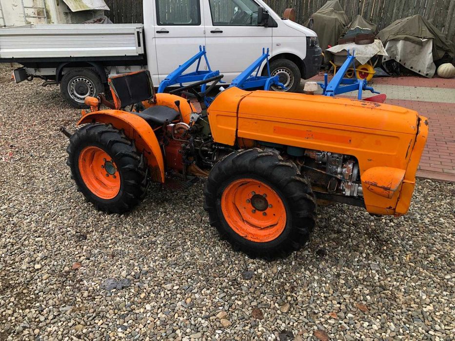 Tractoraș 4x4 FIAT recent adus