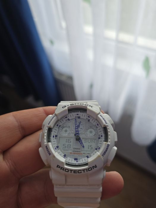 Ceas Casio G-Shock GA-100A-7A Instanbul White