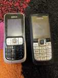 Vand 2 telefoane mobile cu butoane Nokia
