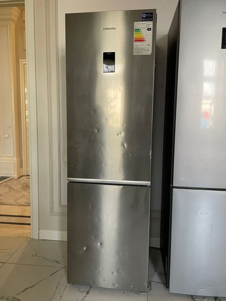 Холодильник Samsung RB-37A5200SA