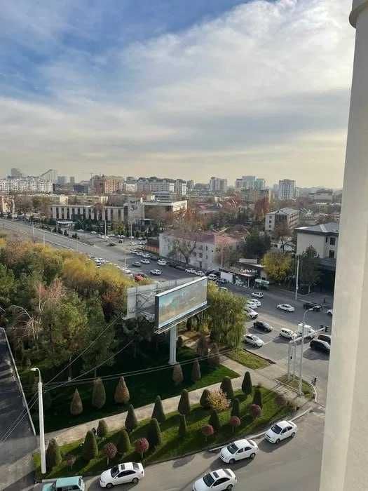 3-комнатная студия в Metropol, без ремонта, 8 этаж, Минор`