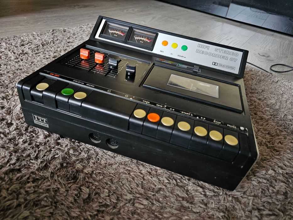 Casetofon vechi  ITT HIFI Stereo Recorder 87
