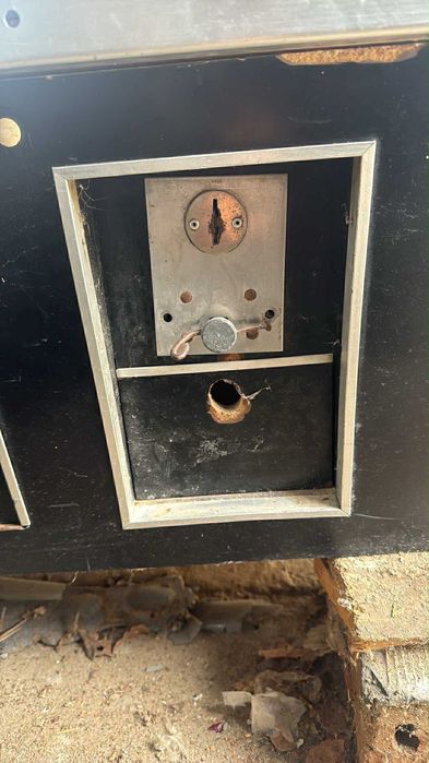 Билярдна маса с жетони