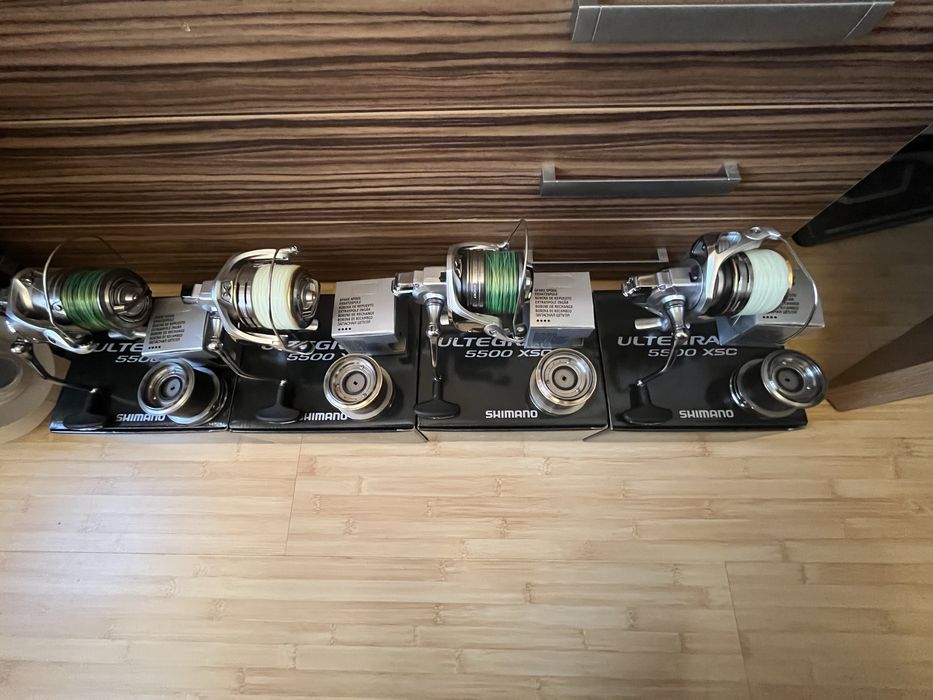 Vand un set de 4 mulinete shimano ultegra ci4-5500 XSC