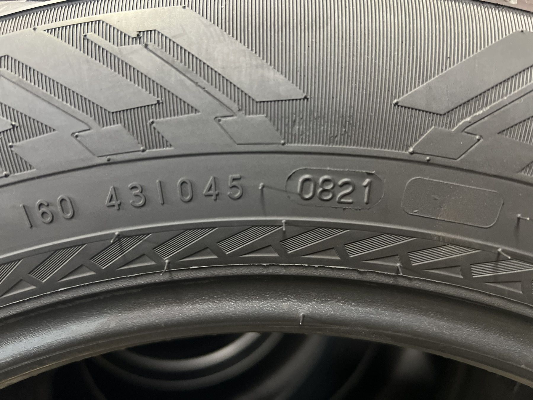 Летни гуми 215/60 R17 Nokian
