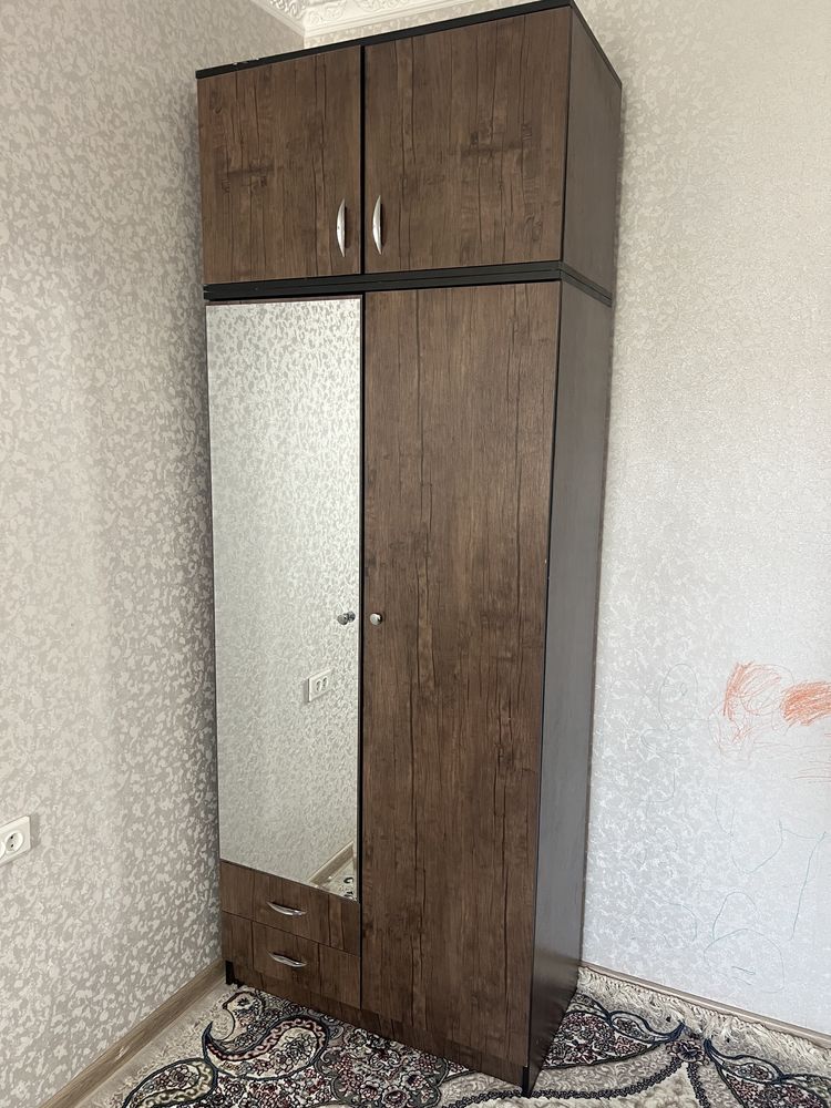 duxspalni devan shkaf va detiske komlpekt.