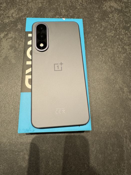 Oneplus nord 5 nou, desigilat