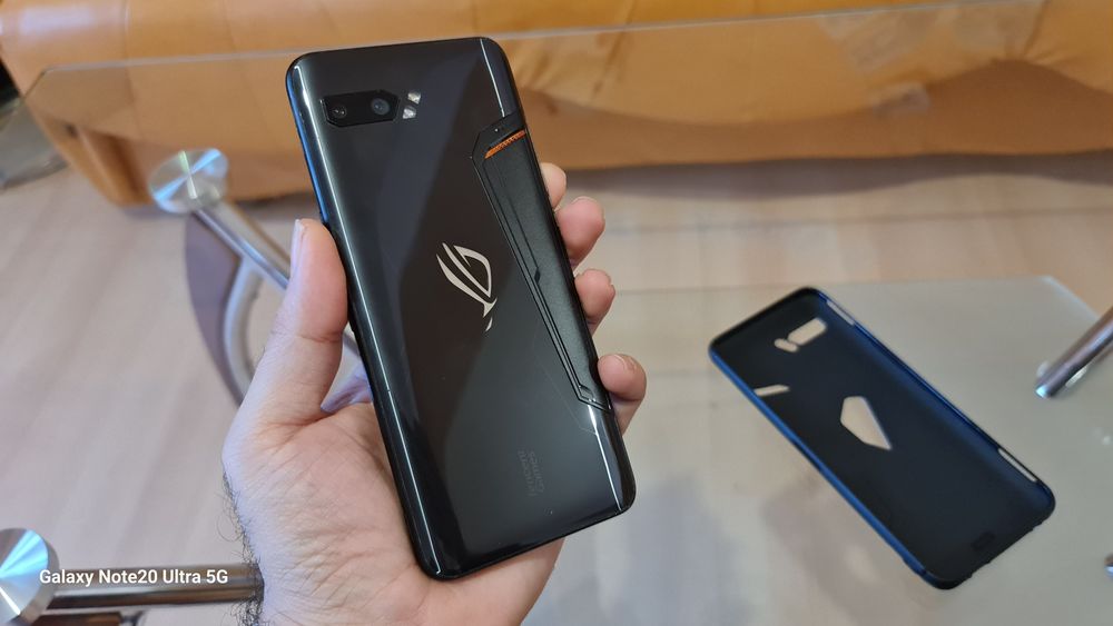 Asus ROG Phone 2 – Звярът с уникален звук и мощ! 8GB RAM/ 128GB
