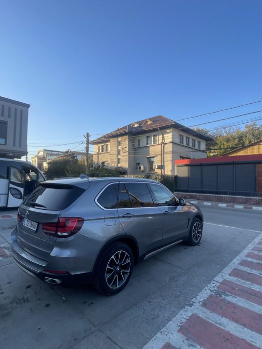 Bmw f15 ( x5 ) .