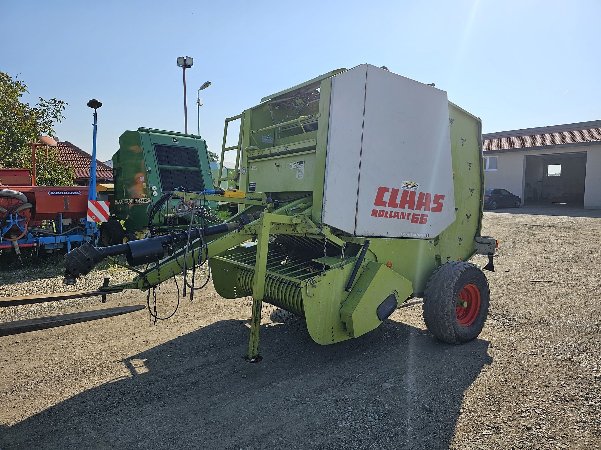 presa claas rollant 66 coasa grebla remorca met plug