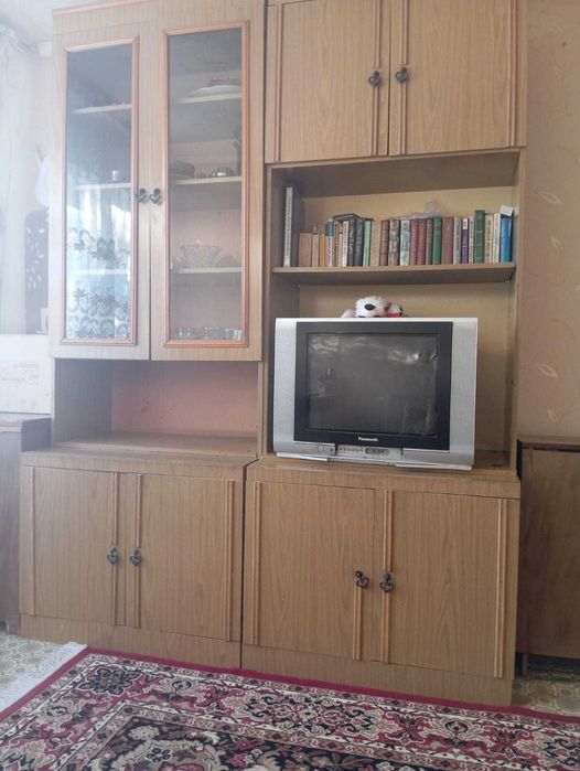 Продам стенку в зал