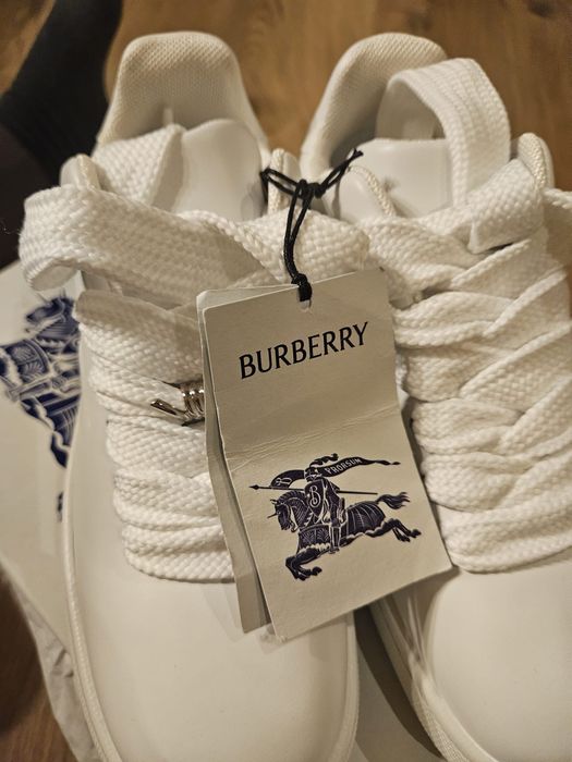Adidași Burberry, 41,piele,100%originali