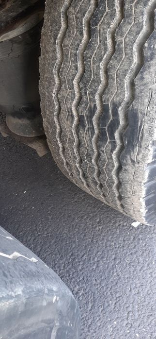 Ansamblu cap tractor+semiremorca