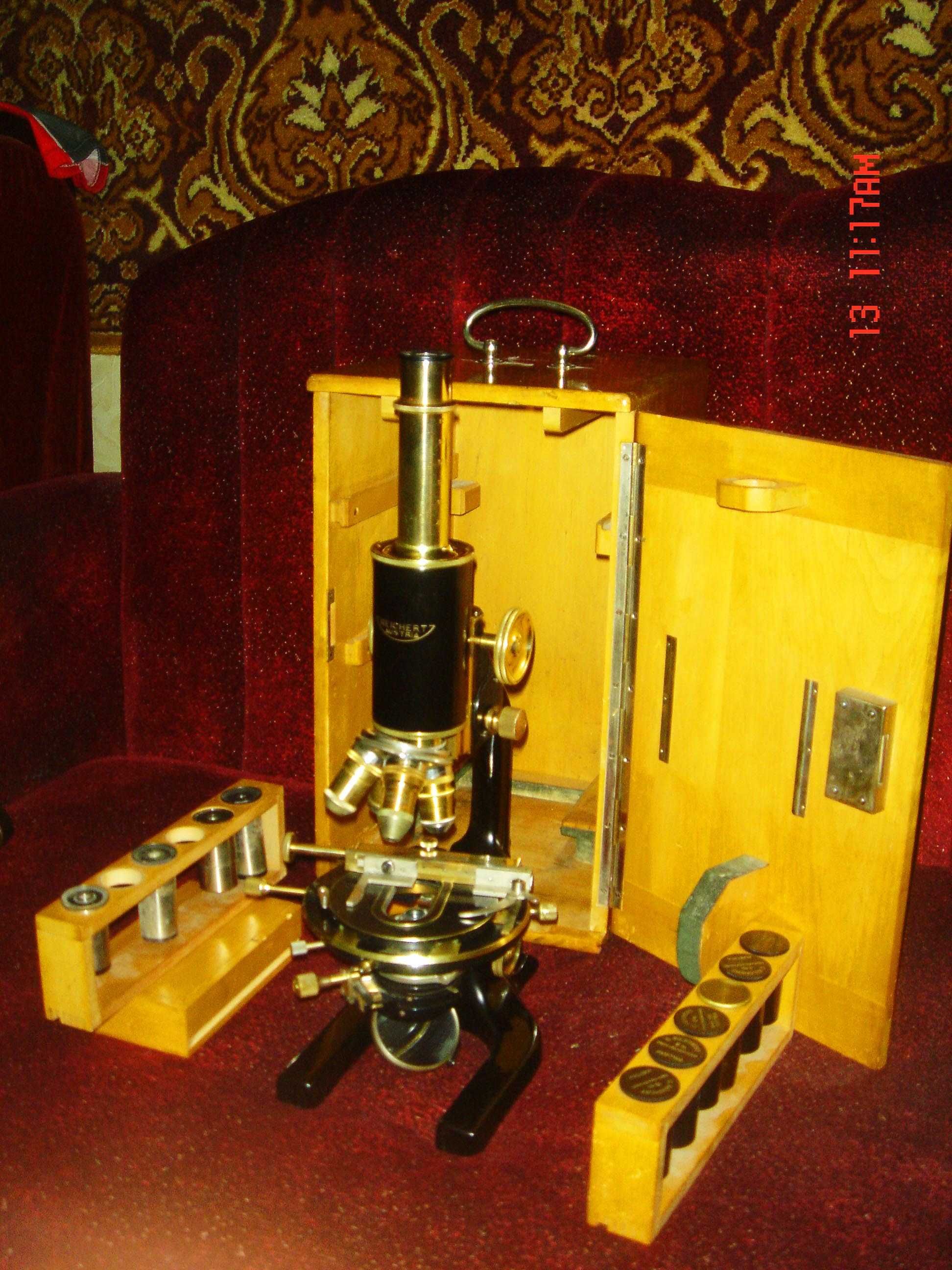 Продам антикварный  микроскоп 19 века.
