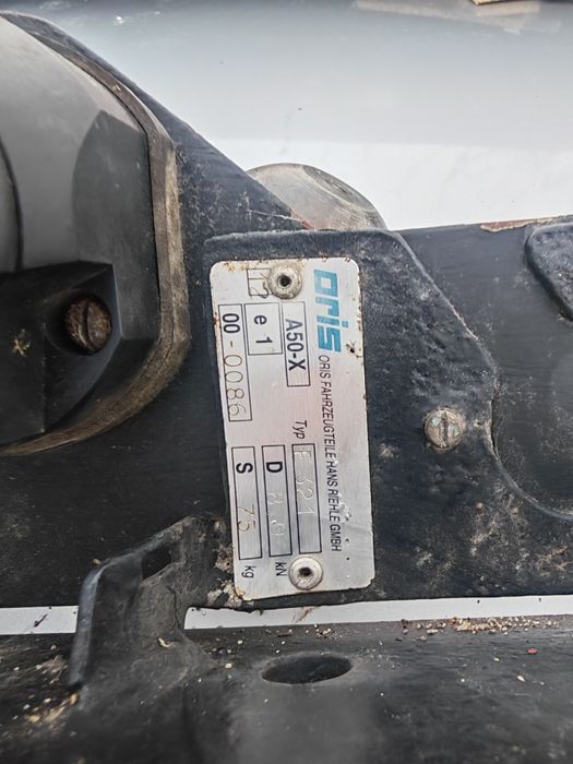 Оригинален теглич за Мерцедес W202