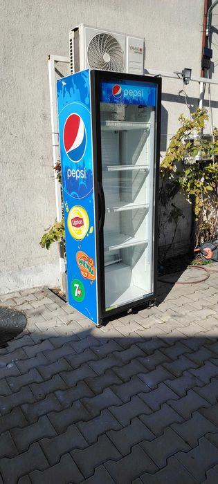 vitrina frigorifica frigider bauturi ultima generatie LED consum redus