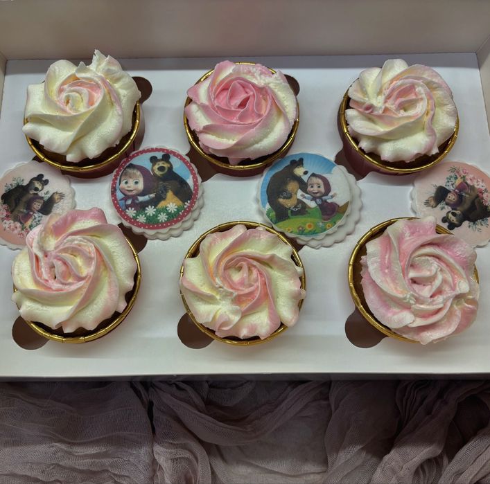 Принтове за торти и меденки - фонданова и вафлена хартия