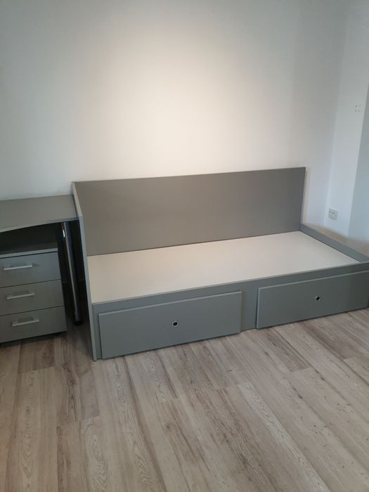 mobilier camera tineret